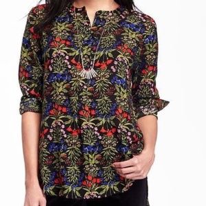 Old Navy Button-Front Tunic Blouse w/ Floral Print